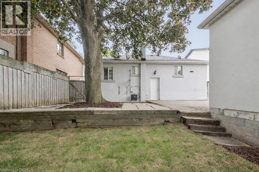 37 Brome Road, North York, Ontario  M6L 1T5 - Photo 45 - 40817603