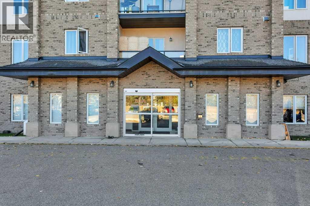 108, 80a Kelloway Crescent, Red Deer, Alberta  T4P 4G7 - Photo 3 - A2298151