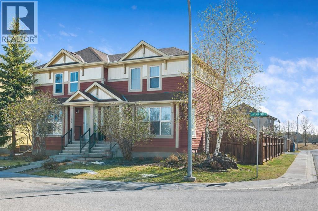 6 Autumn Green SE, Calgary, Alberta