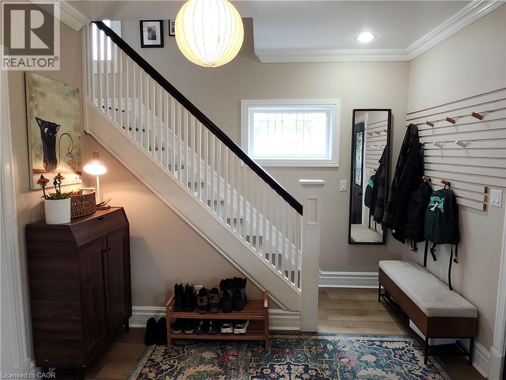 4313 Central Avenue, Beamsville, Ontario  L0R 1B6 - Photo 5 - 40820120