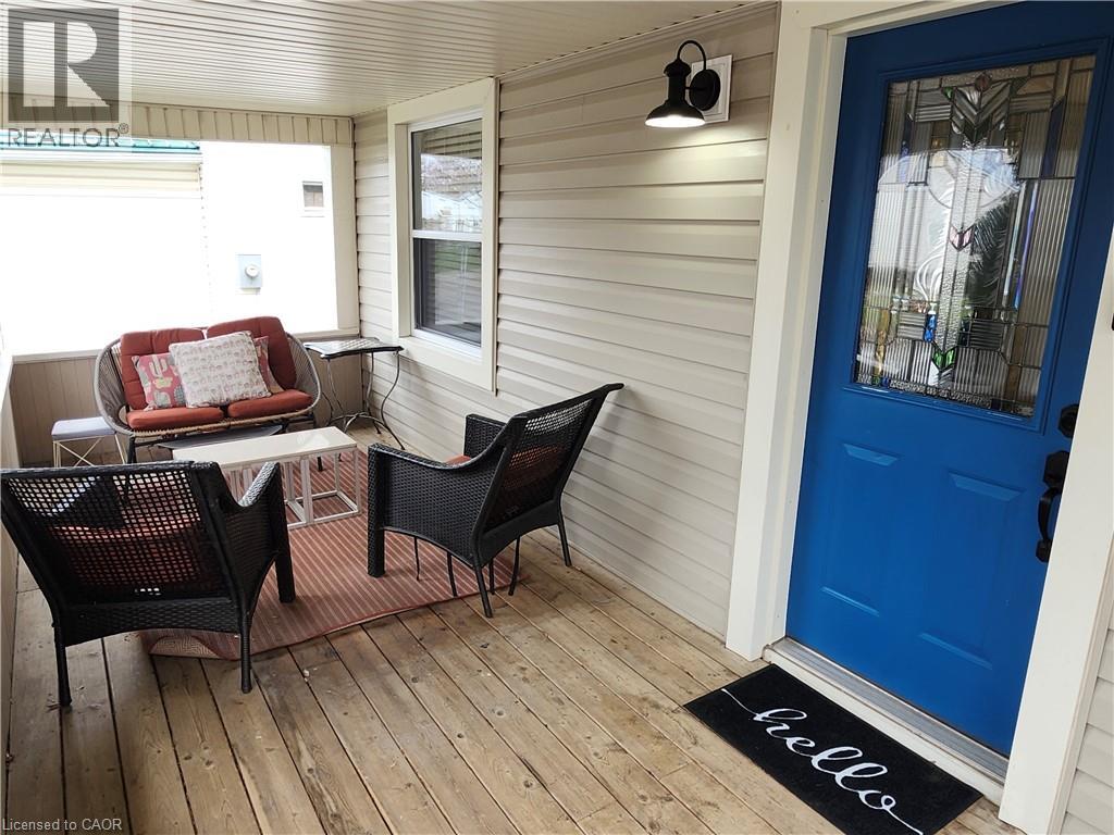 4313 Central Avenue, Beamsville, Ontario  L0R 1B6 - Photo 3 - 40820120