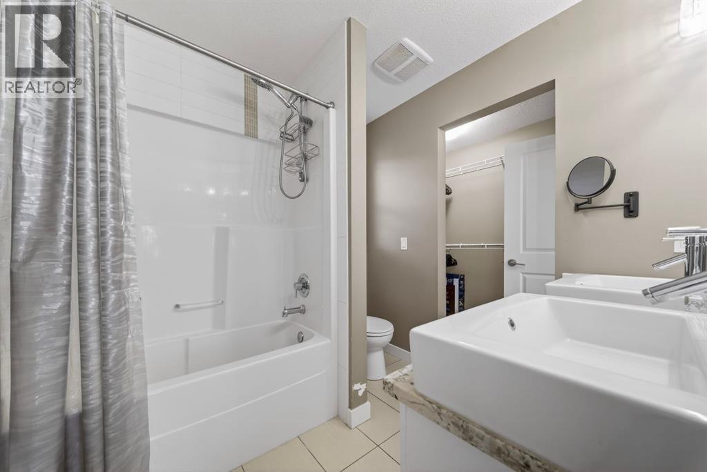 229 Rainbow Falls Glen, Chestermere, Alberta  T1X 0S6 - Photo 21 - A2298551