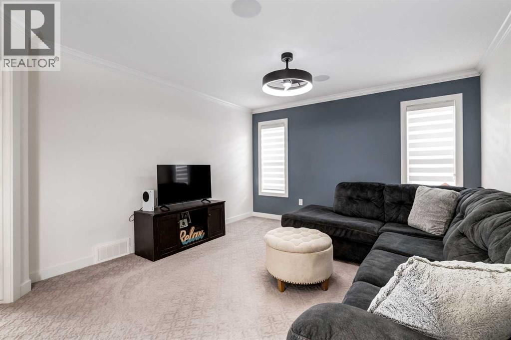 305 Kinniburgh Cove, Chestermere, Alberta  T1X 0Y7 - Photo 26 - A2299246