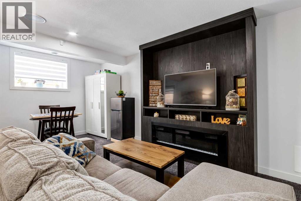 305 Kinniburgh Cove, Chestermere, Alberta  T1X 0Y7 - Photo 38 - A2299246