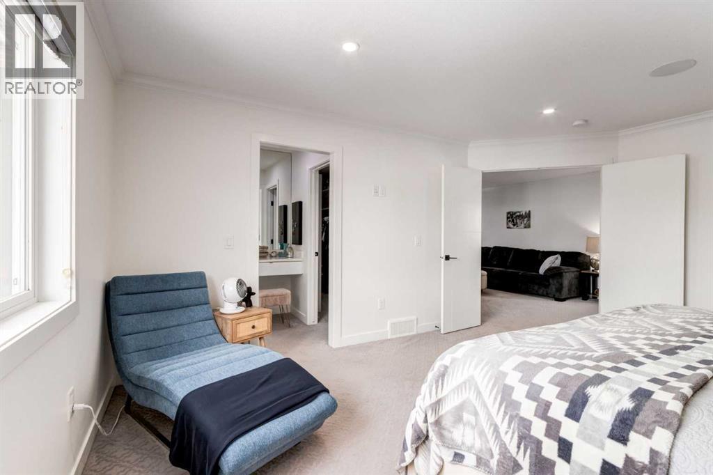 305 Kinniburgh Cove, Chestermere, Alberta  T1X 0Y7 - Photo 29 - A2299246