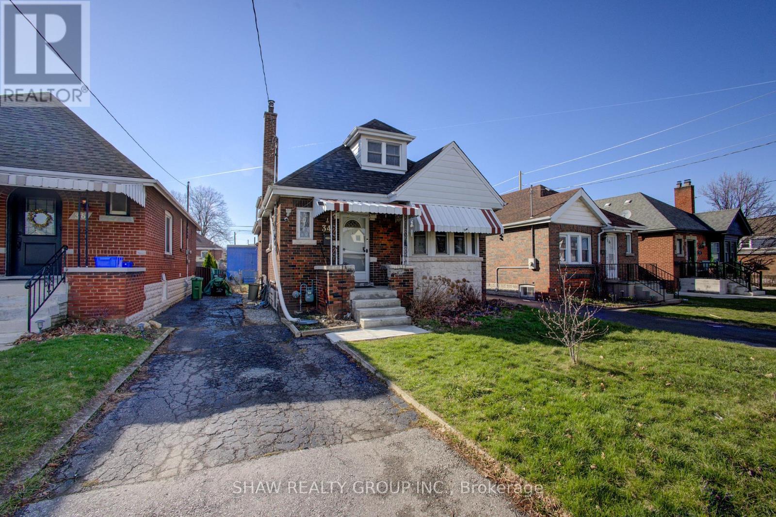 34 Barons Avenue S, Hamilton, Ontario  L8K 2Y2 - Photo 4 - X12989986