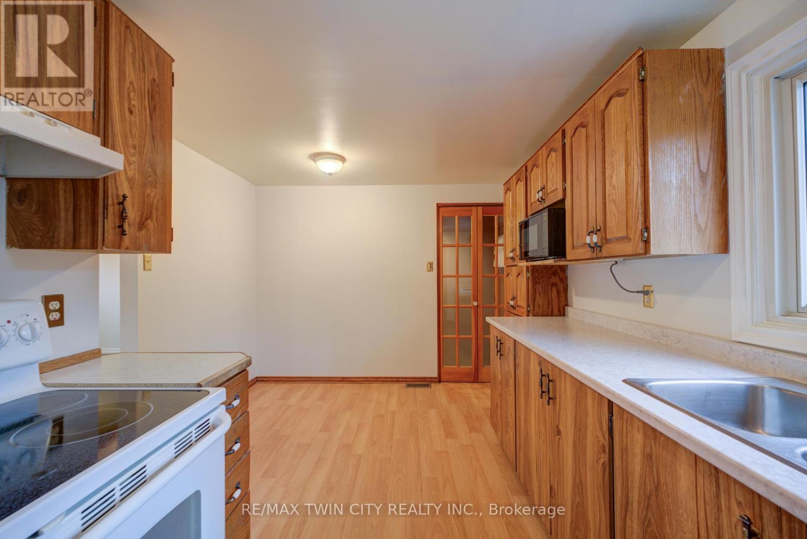 390 Brantwood Park Road, Brantford, Ontario  N3P 1K7 - Photo 11 - X12990018