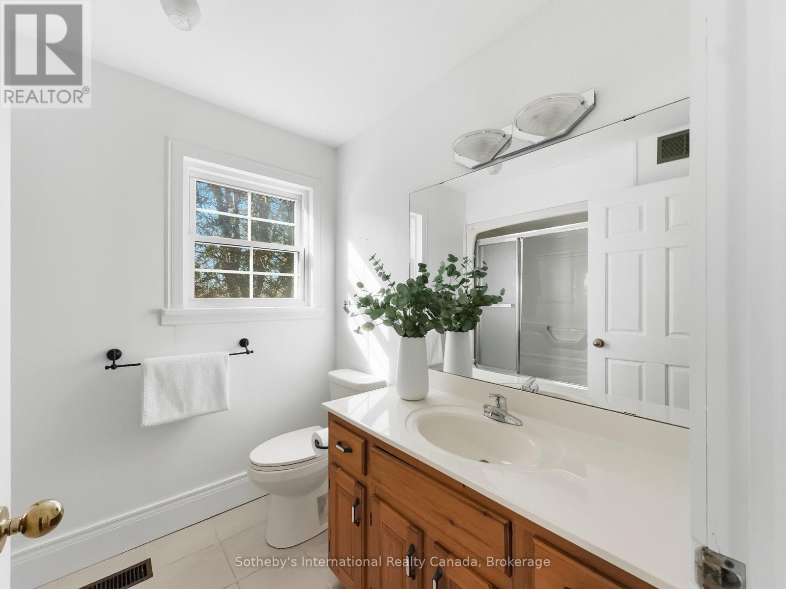 47 Vera Street, Meaford, Ontario  N4L 1B2 - Photo 31 - X12989830