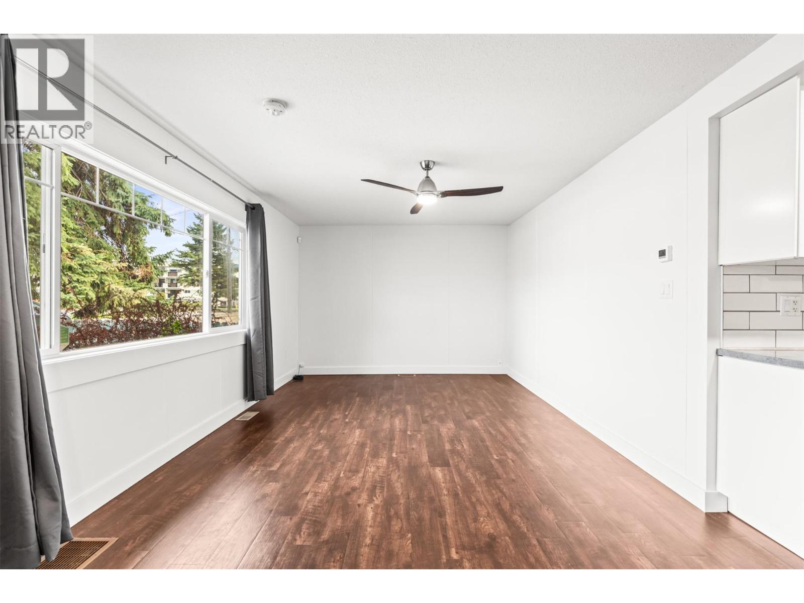 2706 38 Street, Vernon, British Columbia  V1T 6H4 - Photo 7 - 10382905