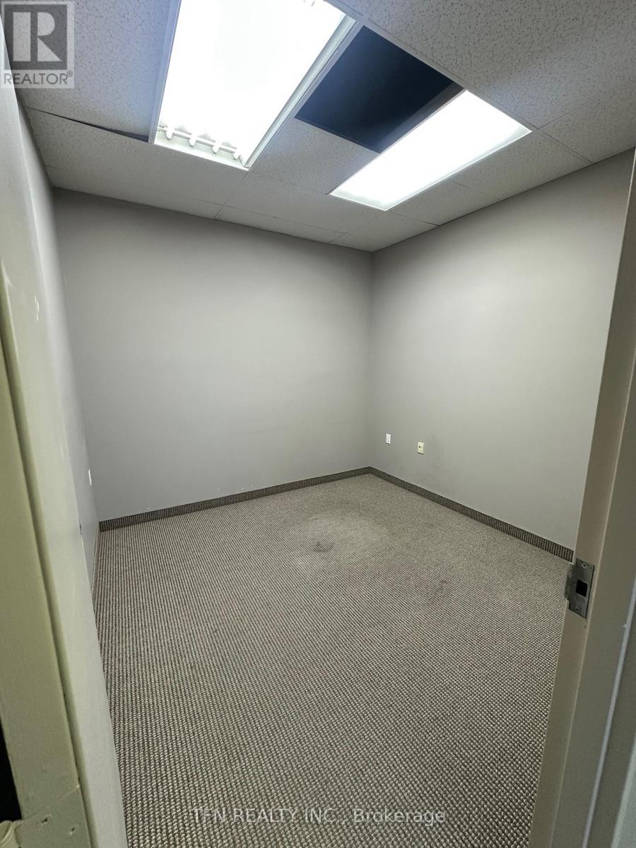 7610 Tecumseh Road E, Windsor, Ontario  N8T 1E9 - Photo 9 - X12844234