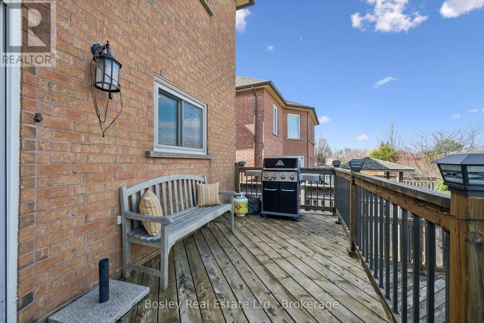 1217 Sugar Maple Court, Mississauga, Ontario  L4W 4P6 - Photo 42 - W12990456