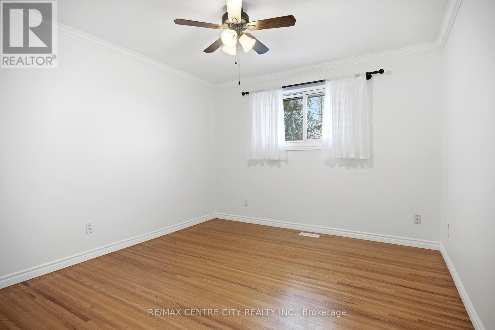 72 Elmwood Avenue, St. Thomas, Ontario  N5R 4Z7 - Photo 16 - X12970974