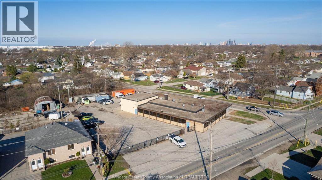 2545 Pillette Road, Windsor, Ontario  N8T 1P9 - Photo 12 - 26007917