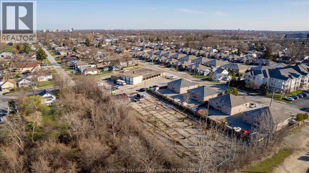 2545 Pillette Road, Windsor, Ontario  N8T 1P9 - Photo 17 - 26007917