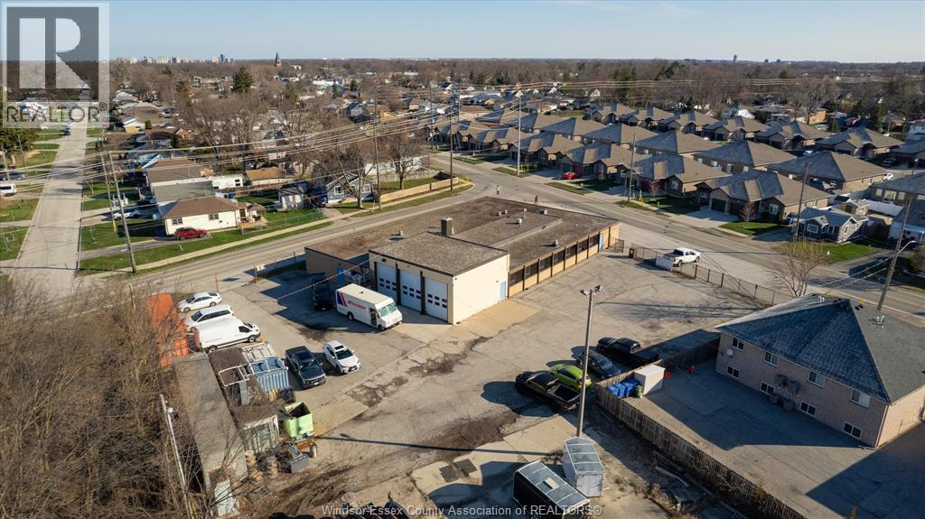 2545 Pillette Road, Windsor, Ontario  N8T 1P9 - Photo 18 - 26007917