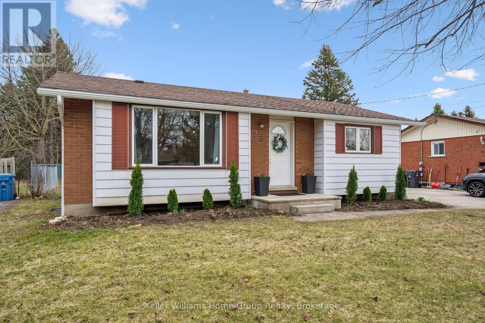 23 Hastings Boulevard, Guelph, Ontario  N1E 4G3 - Photo 5 - X12990136