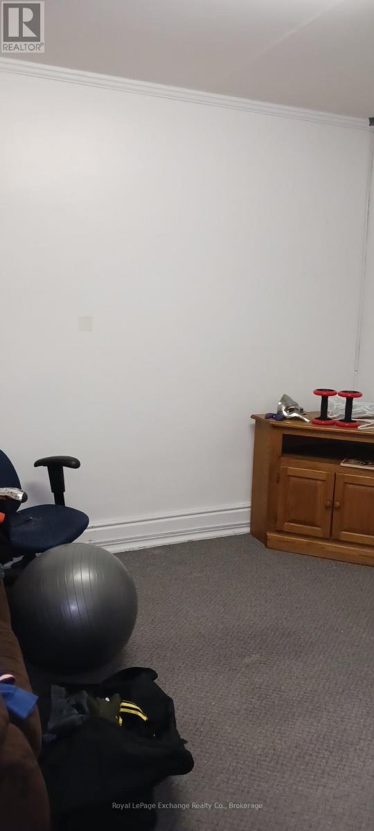 756 Queen Street W, Kincardine, Ontario  N2Z 2Z4 - Photo 6 - X12990232