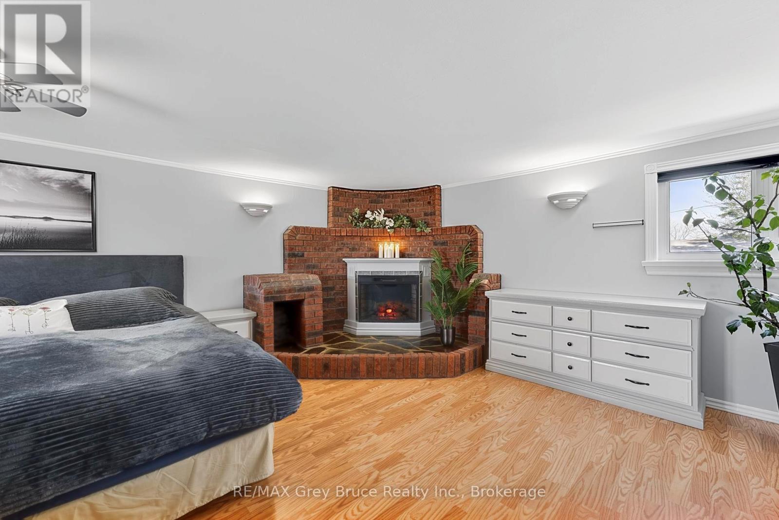 138 Main Street, Arran-Elderslie, Ontario  N0H 2N0 - Photo 23 - X12990284