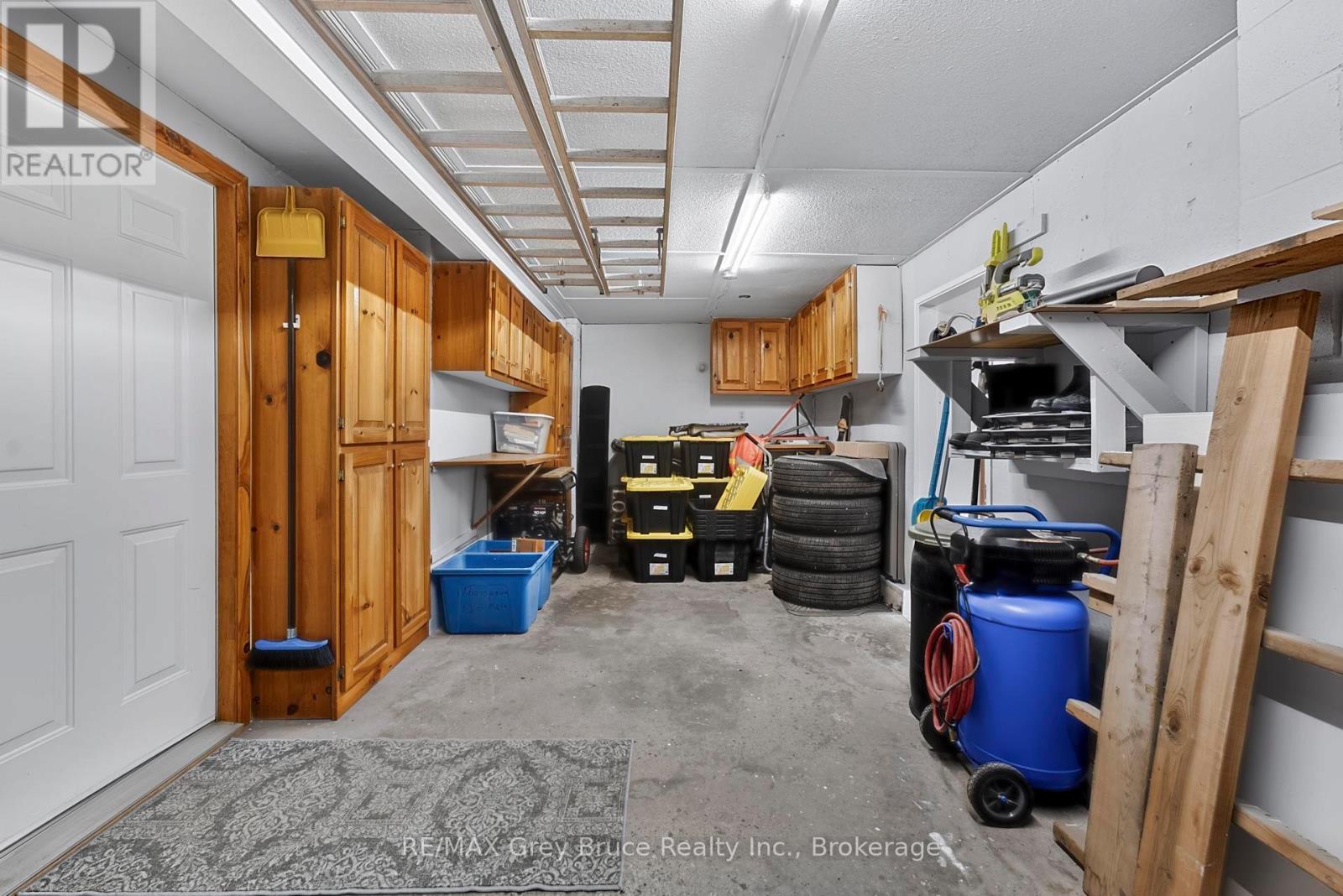 138 Main Street, Arran-Elderslie, Ontario  N0H 2N0 - Photo 36 - X12990284