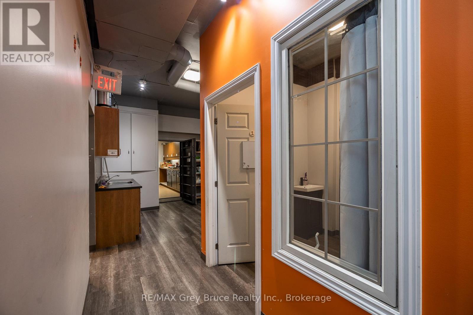 827 2nd Avenue E, Owen Sound, Ontario  N4K 2H2 - Photo 20 - X12990312