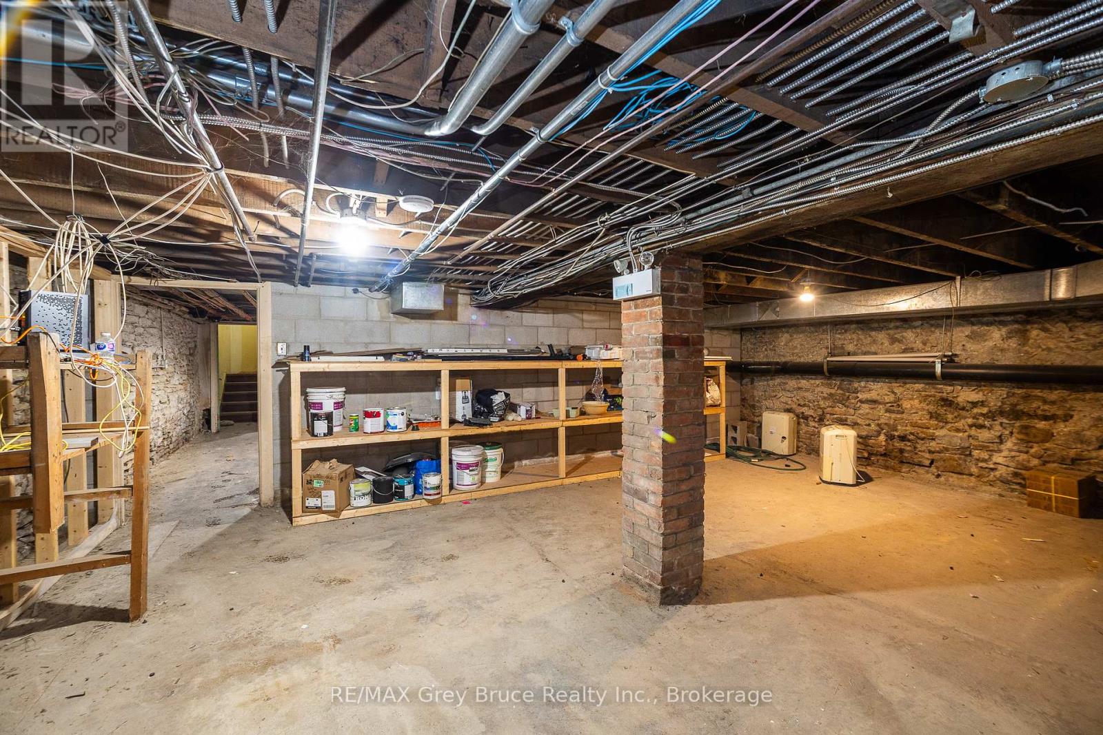 827 2nd Avenue E, Owen Sound, Ontario  N4K 2H2 - Photo 29 - X12990312