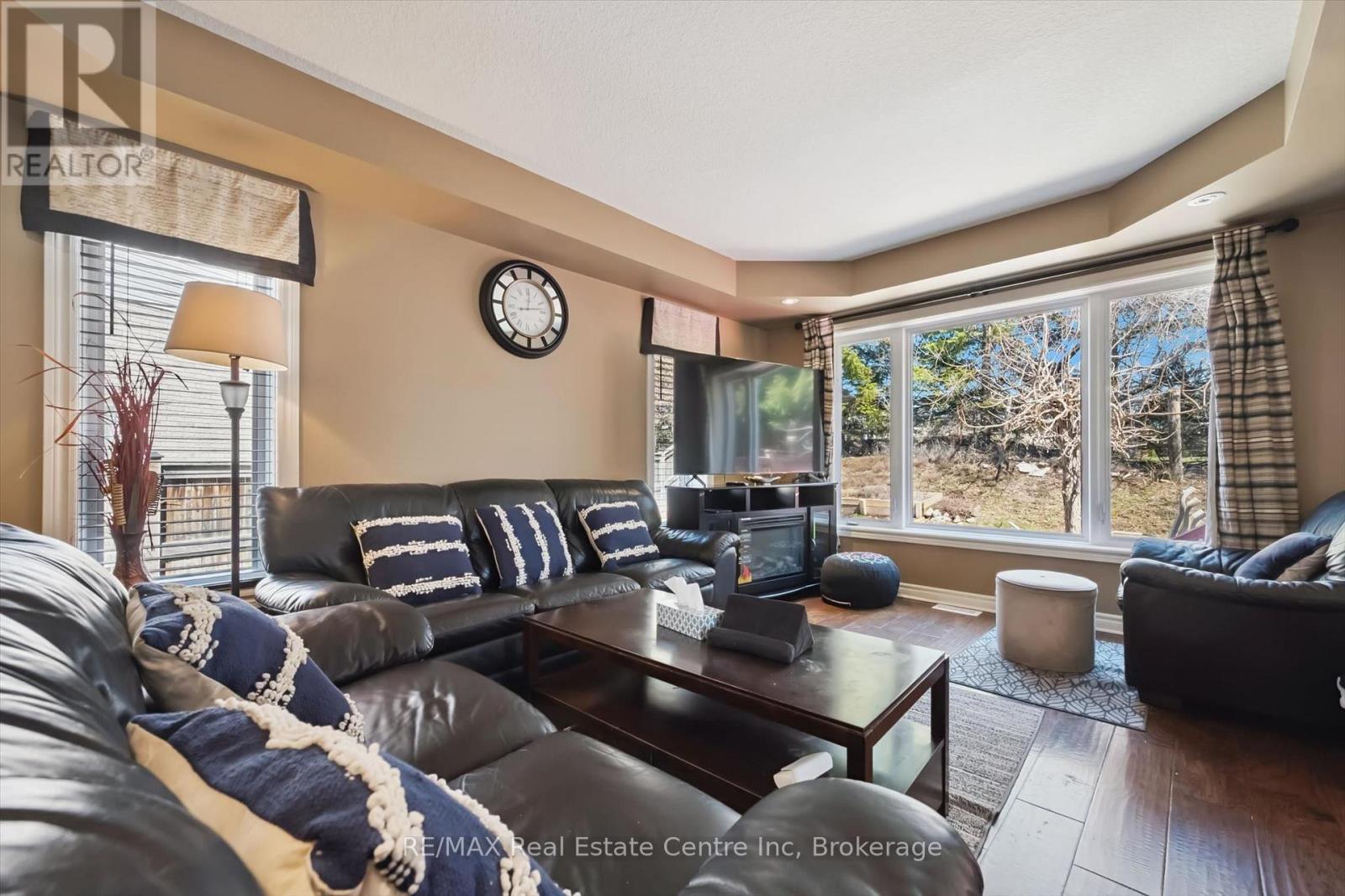 71 Laughland Lane, Guelph, Ontario  N1L 0C6 - Photo 11 - X12990414