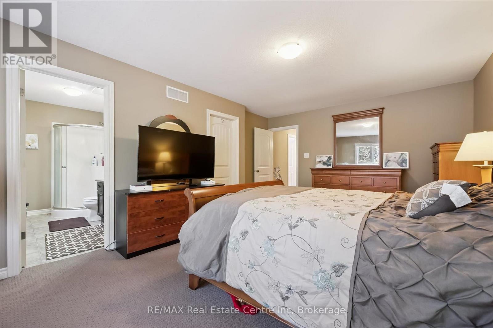 71 Laughland Lane, Guelph, Ontario  N1L 0C6 - Photo 19 - X12990414