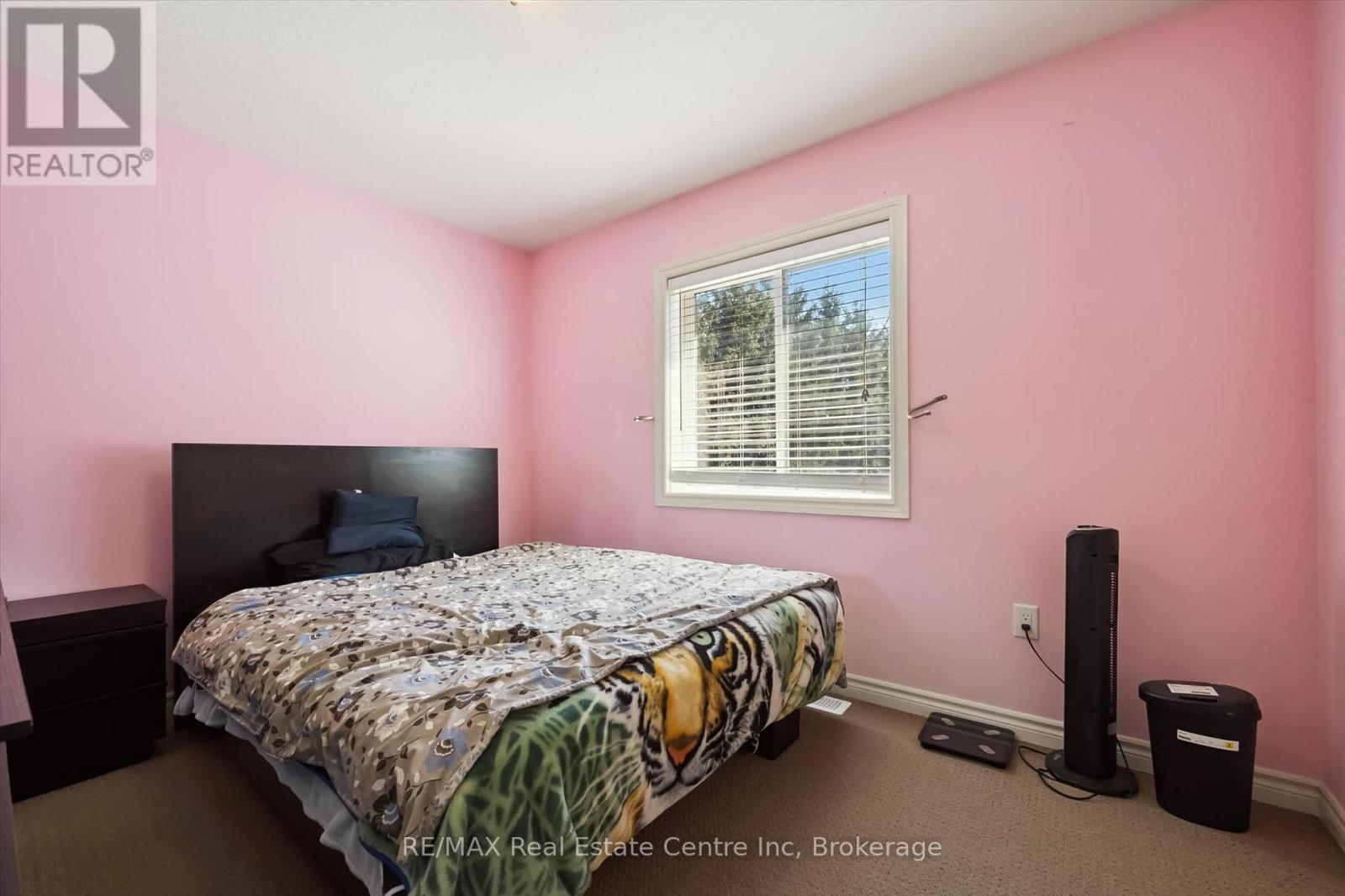 71 Laughland Lane, Guelph, Ontario  N1L 0C6 - Photo 21 - X12990414