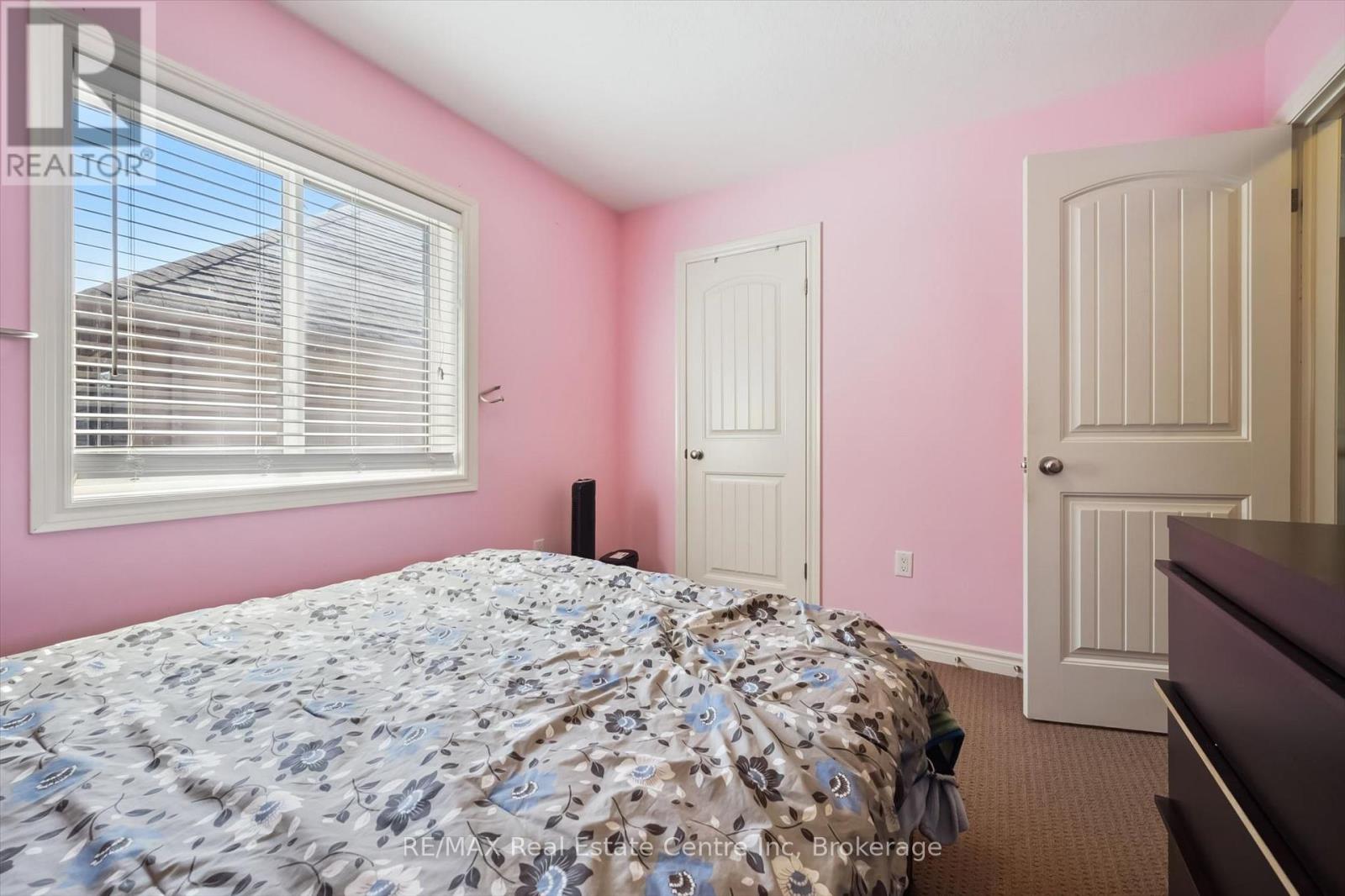 71 Laughland Lane, Guelph, Ontario  N1L 0C6 - Photo 22 - X12990414