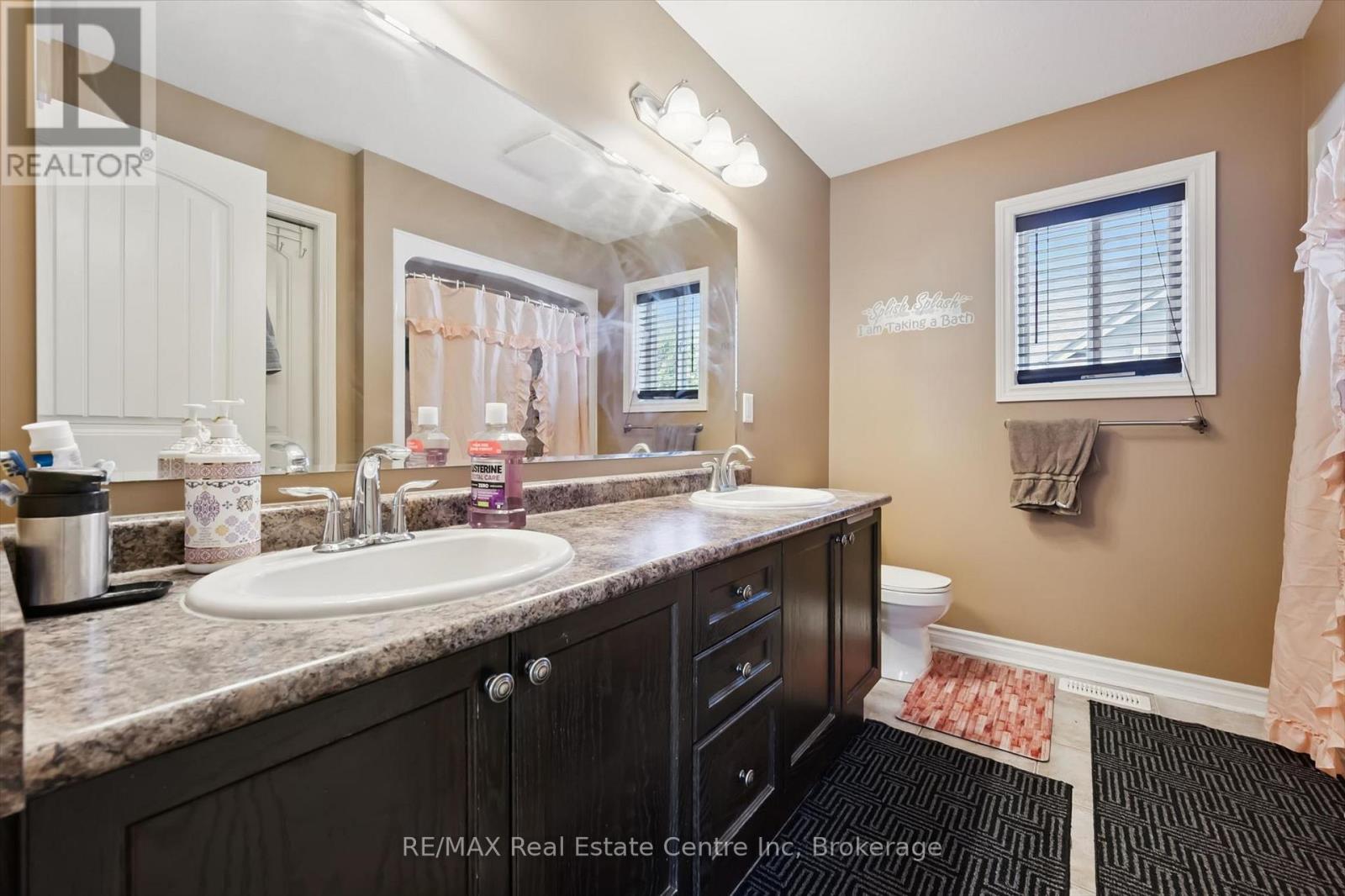 71 Laughland Lane, Guelph, Ontario  N1L 0C6 - Photo 23 - X12990414