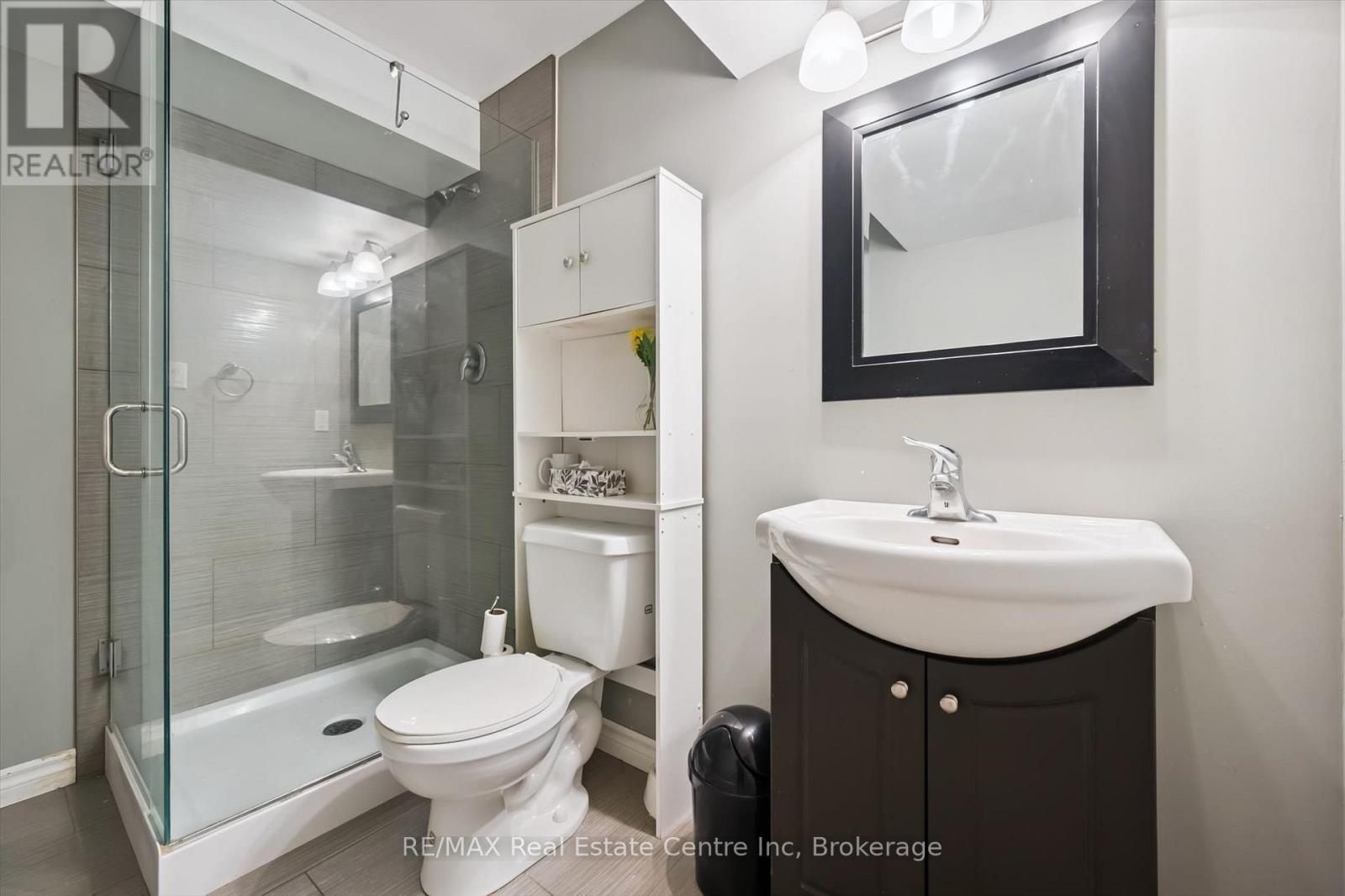 71 Laughland Lane, Guelph, Ontario  N1L 0C6 - Photo 35 - X12990414