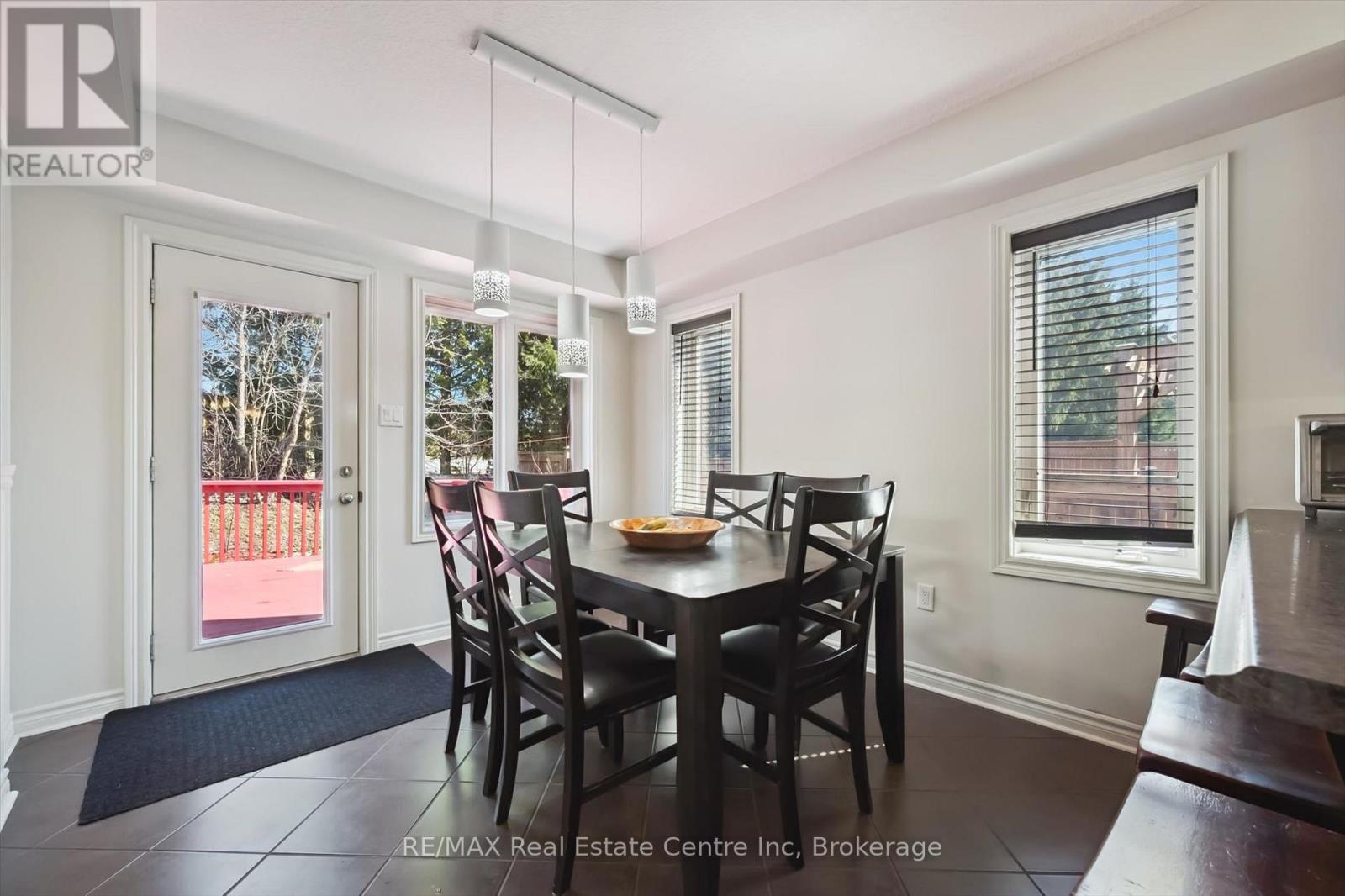 71 Laughland Lane, Guelph, Ontario  N1L 0C6 - Photo 9 - X12990414