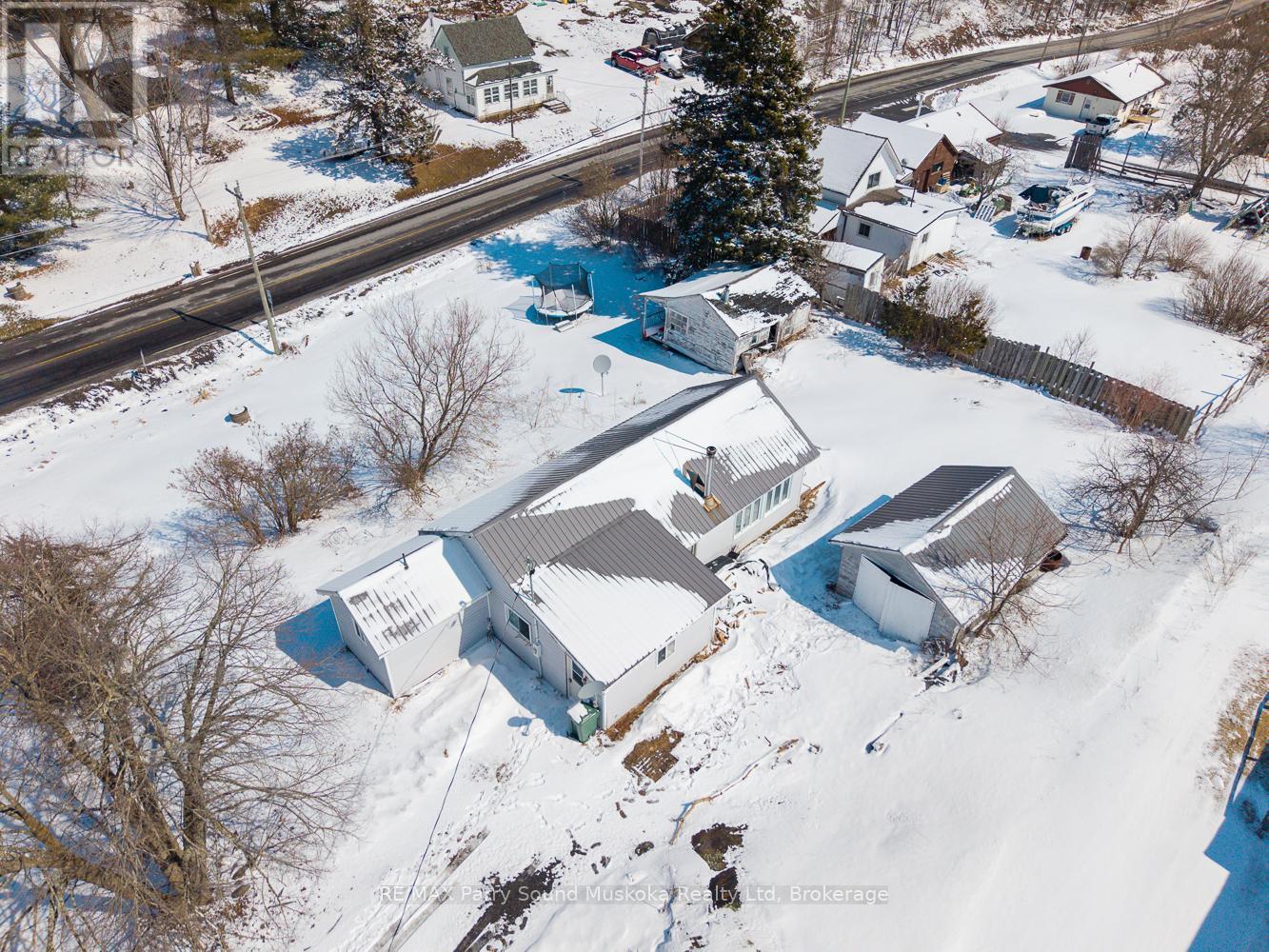 2 MARY STREET, McKellar, Ontario