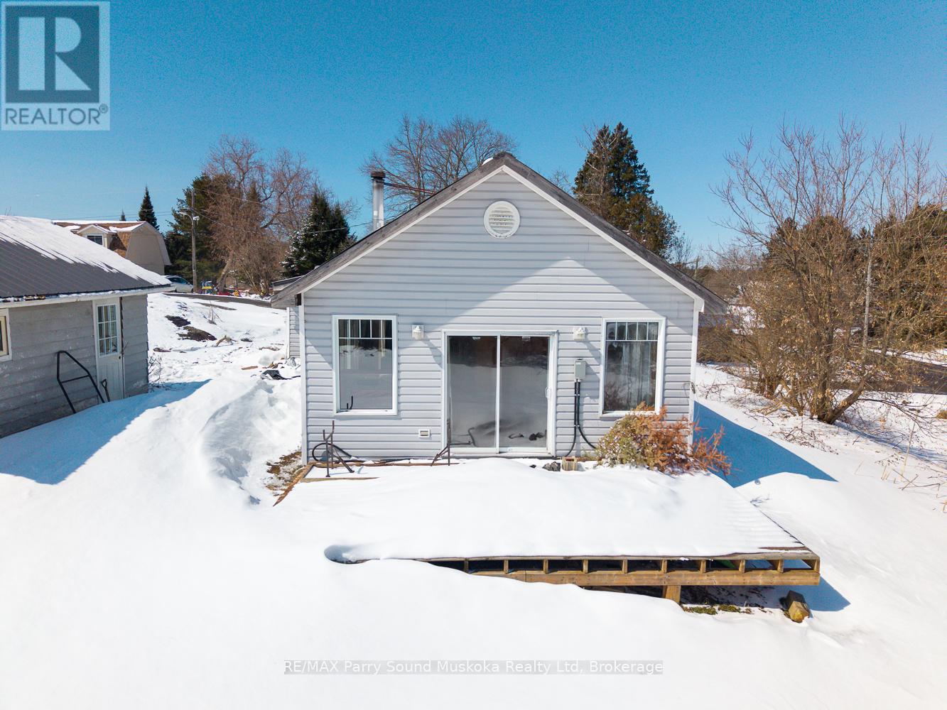 2 Mary Street, Mckellar, Ontario  P0G 1C0 - Photo 5 - X12990442