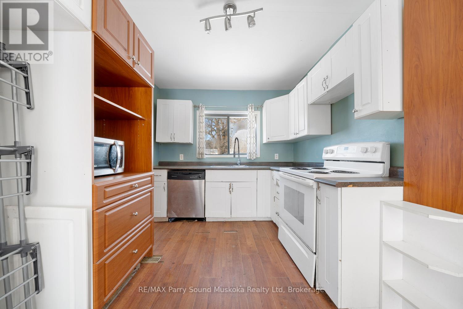 2 Mary Street, Mckellar, Ontario  P0G 1C0 - Photo 9 - X12990442