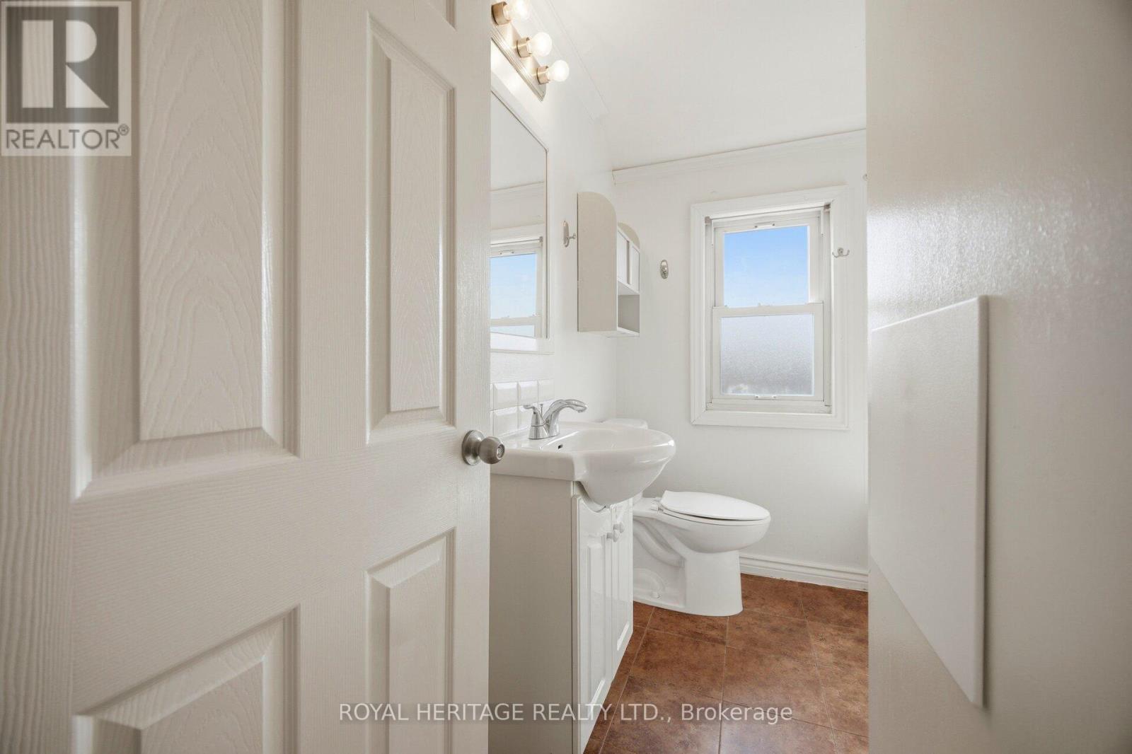 867 Parklane Avenue, Oshawa, Ontario  L1G 1N7 - Photo 28 - E12990264