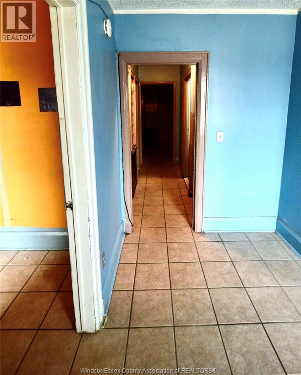 1650 University, Windsor, Ontario  N9B 1C2 - Photo 4 - 26007911