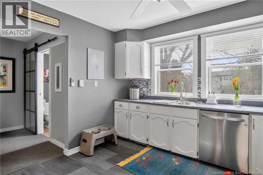 33 Hillsview Crescent, Rothesay, New Brunswick  E2E 3N4 - Photo 16 - NB136973