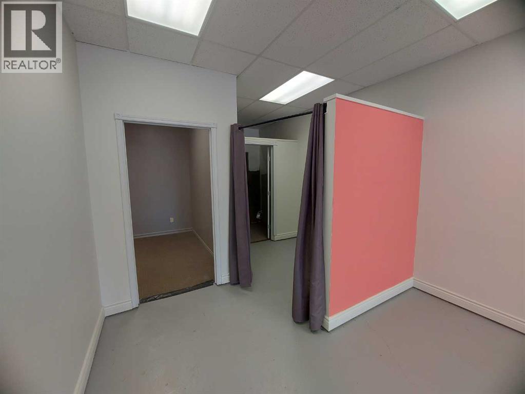 4801 51 Avenue, Red Deer, Alberta  T4N 4H2 - Photo 27 - A2275013