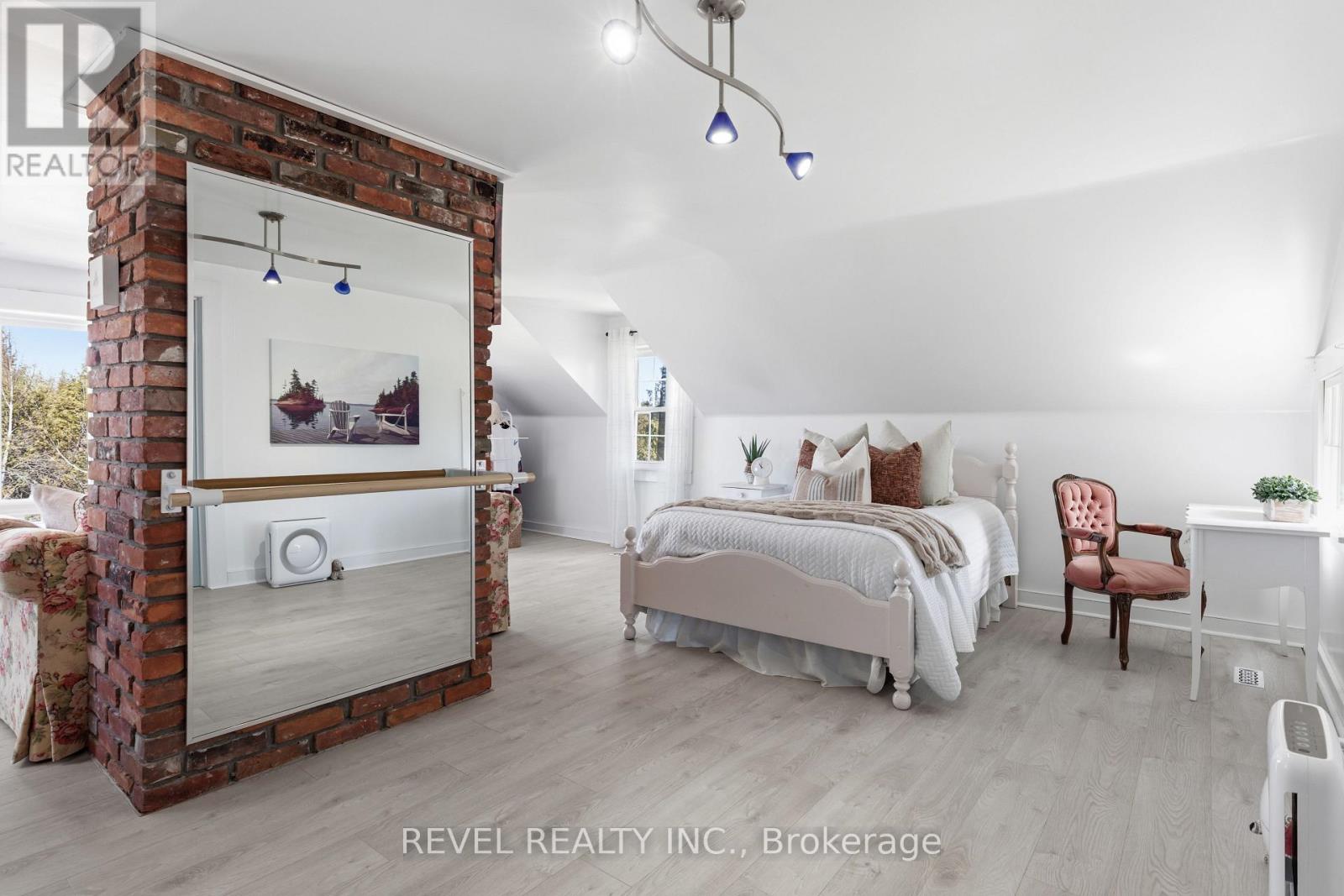 291 County Rd 30, Kawartha Lakes, Ontario  K0M 1L0 - Photo 31 - X12990256