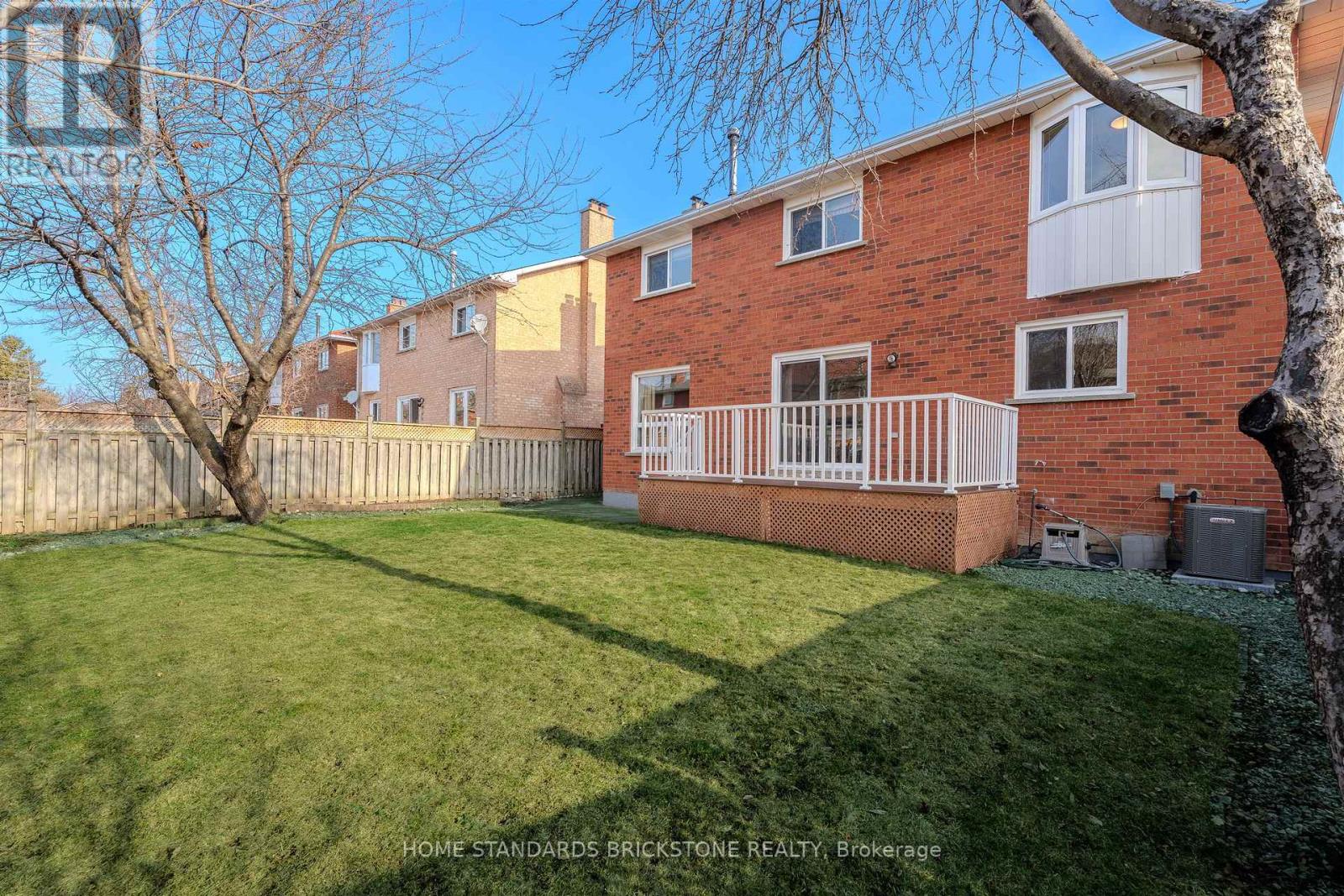 4538 Penhallow Road, Mississauga, Ontario L5V 1E7 - Photo 49 - W12864988