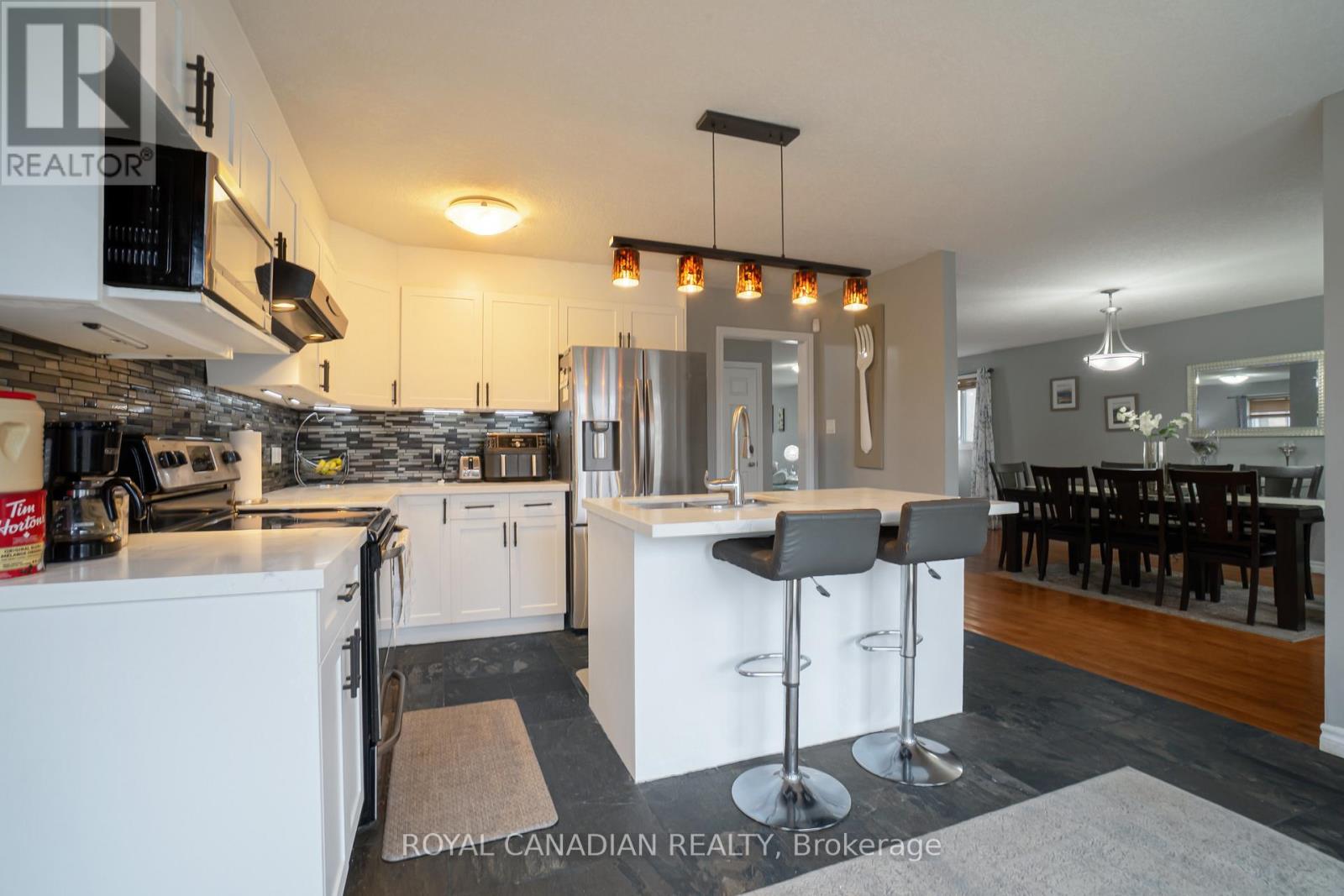 1723 Stackhouse Avenue, London North, Ontario N5X 4H9 - Photo 9 - X12961804