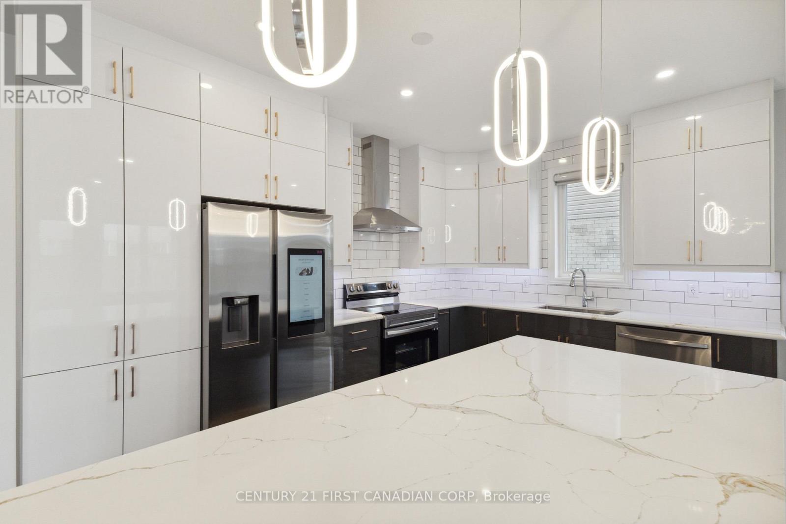 1707 Aukett Drive, London North, Ontario  N5X 0N2 - Photo 4 - X12990126