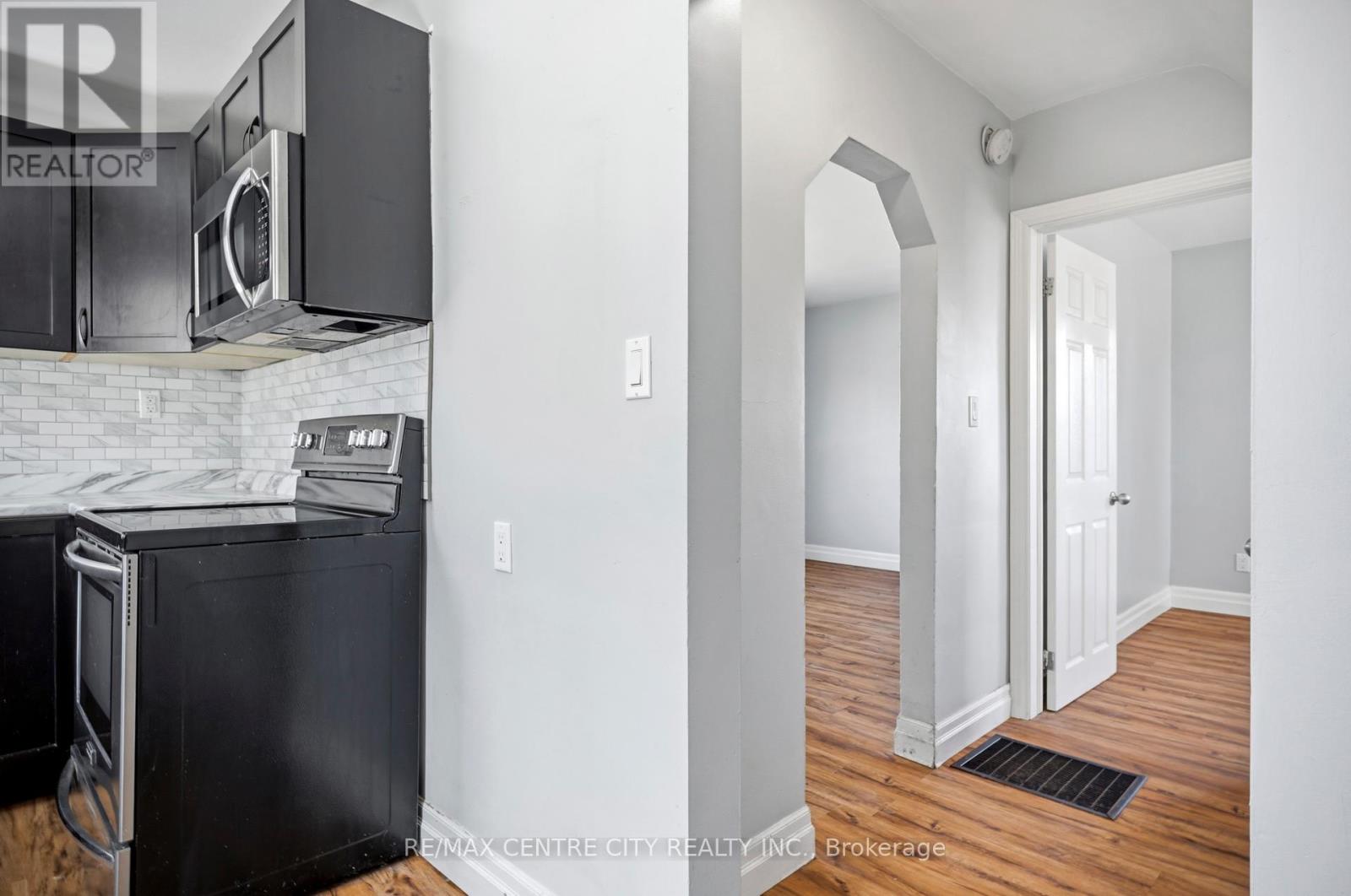 64 Dunkirk Drive, St. Thomas, Ontario  N5R 1S3 - Photo 10 - X12990140