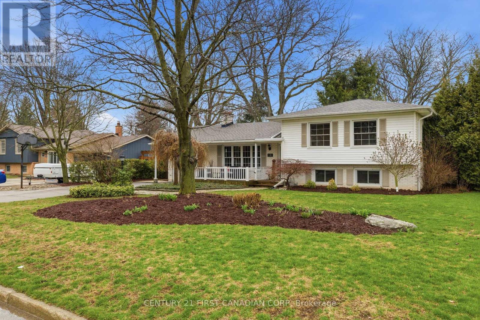 16 Gustin Avenue, London South, Ontario  N6P 1C2 - Photo 3 - X12990158