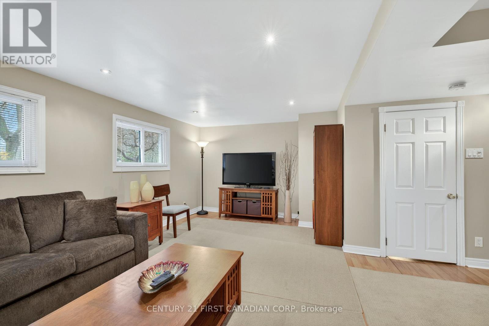 16 Gustin Avenue, London South, Ontario  N6P 1C2 - Photo 35 - X12990158