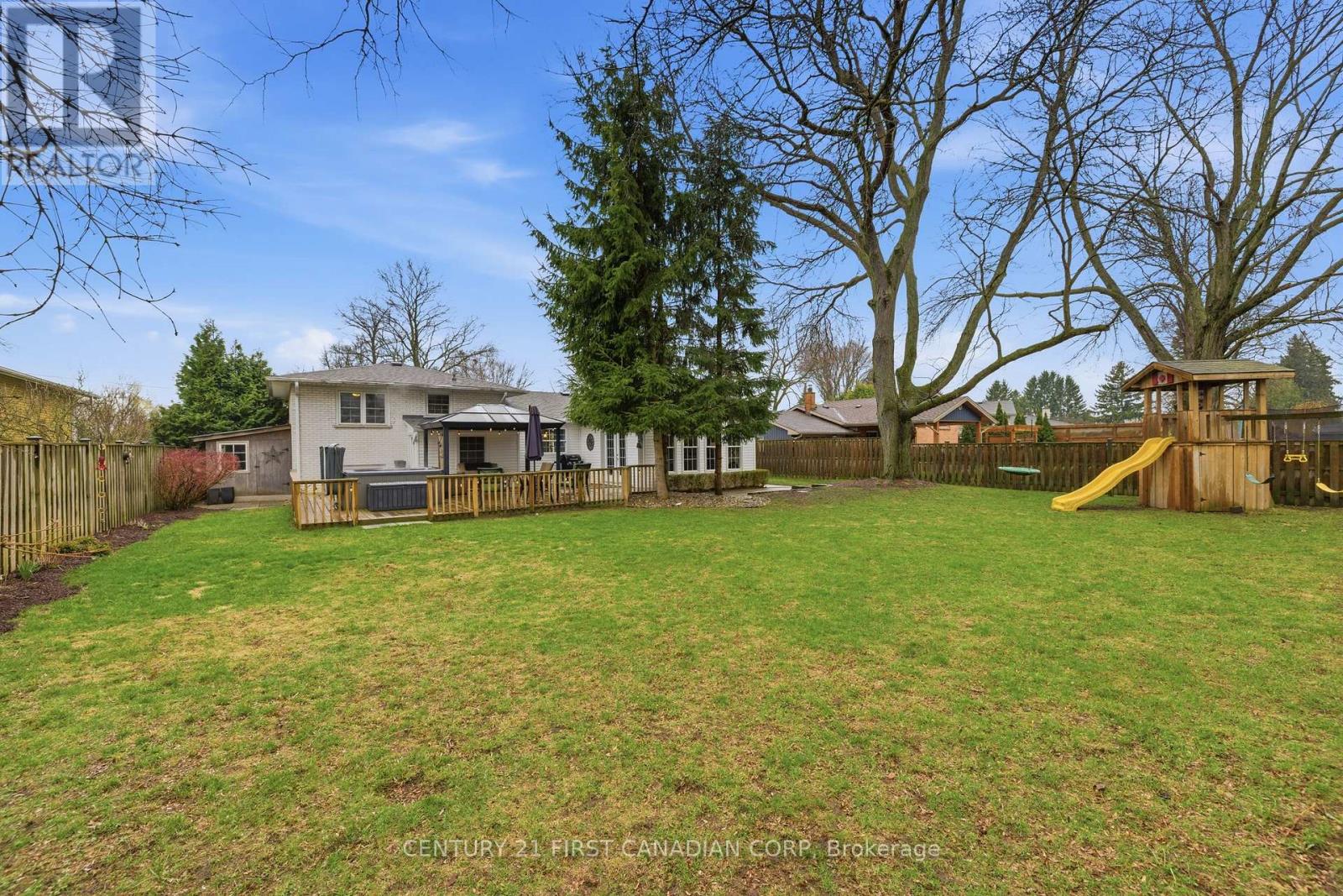 16 Gustin Avenue, London South, Ontario  N6P 1C2 - Photo 42 - X12990158