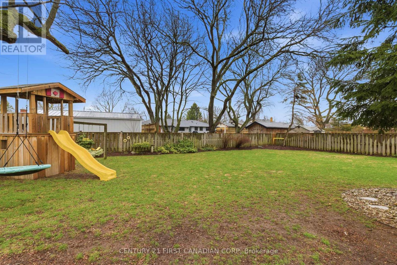 16 Gustin Avenue, London South, Ontario  N6P 1C2 - Photo 44 - X12990158