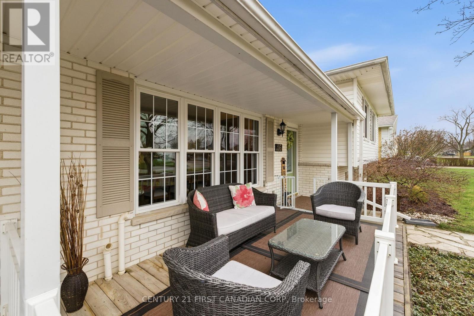 16 Gustin Avenue, London South, Ontario  N6P 1C2 - Photo 5 - X12990158