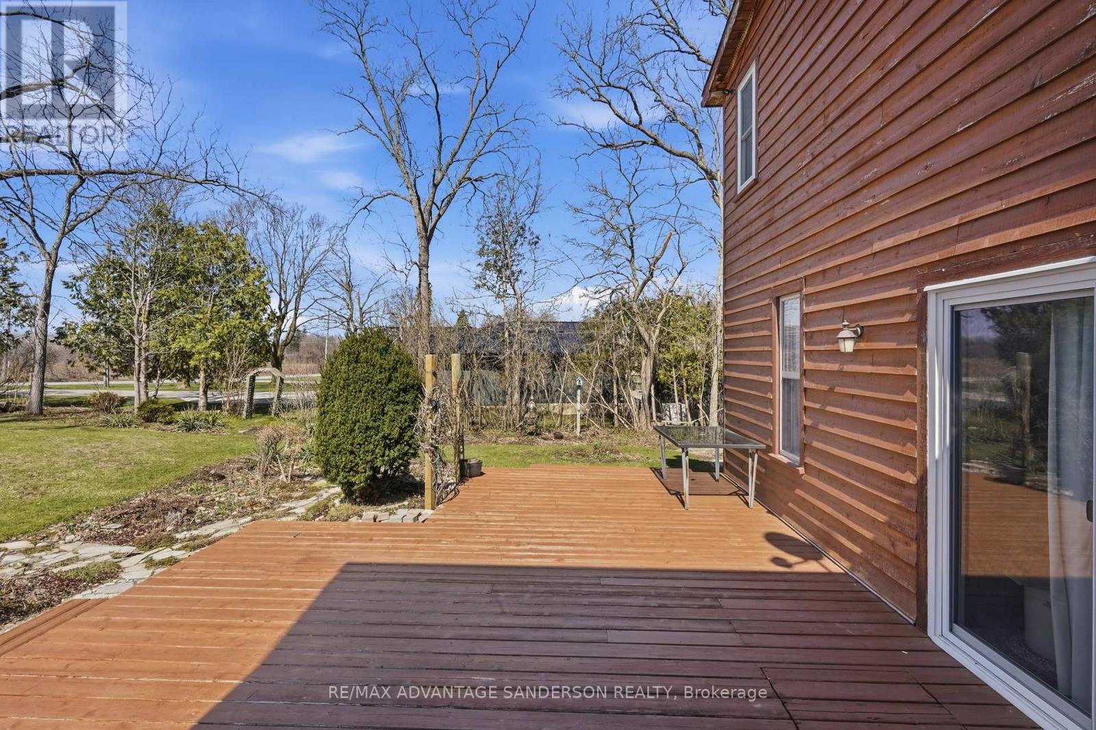 22476 Coldstream Road, Middlesex Centre, Ontario  N0L 1R0 - Photo 11 - X12990168